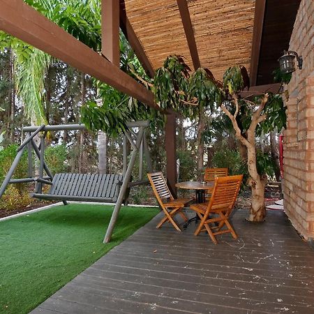 Halomot Naftali Hotel Sede Eli'ezer Exterior photo