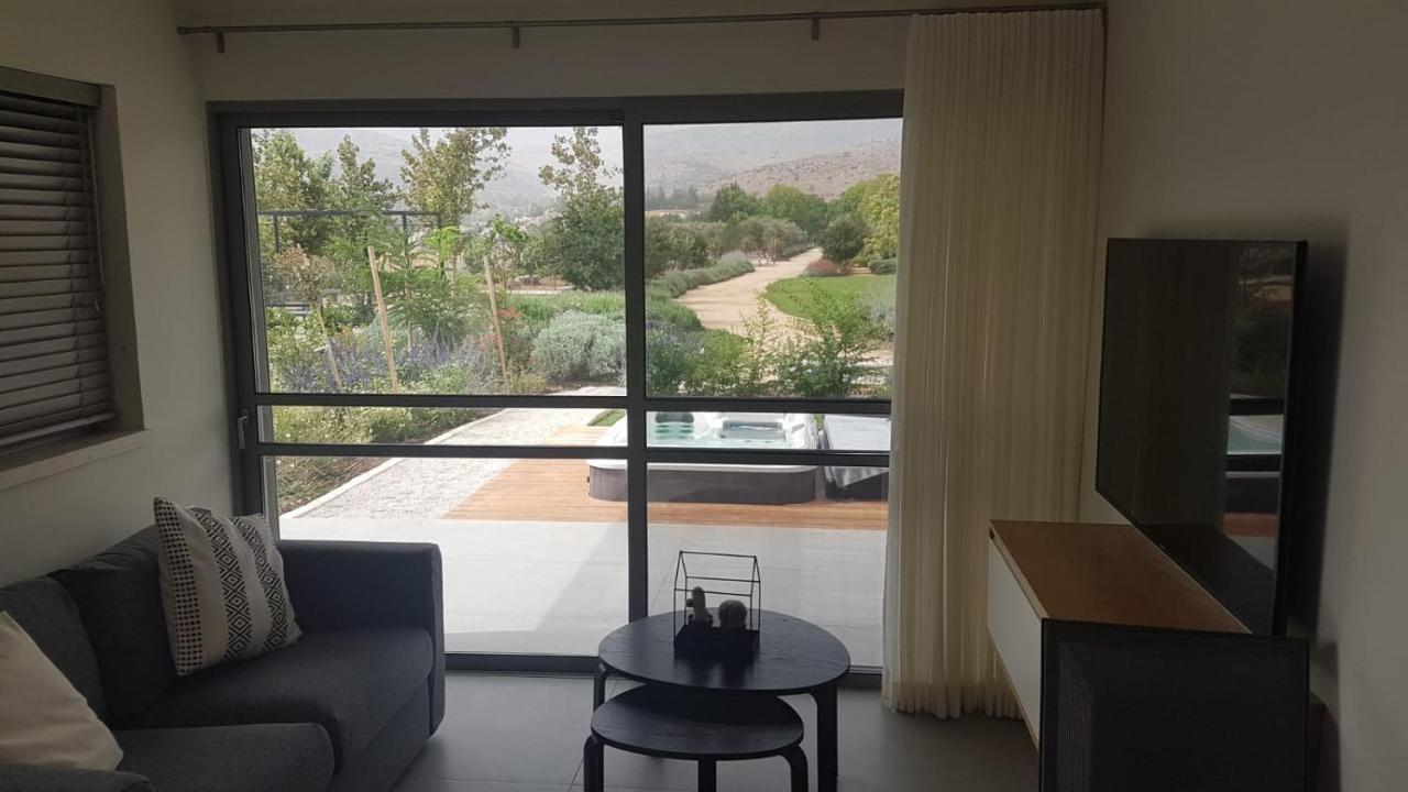 Halomot Naftali Hotel Sede Eli'ezer Exterior photo