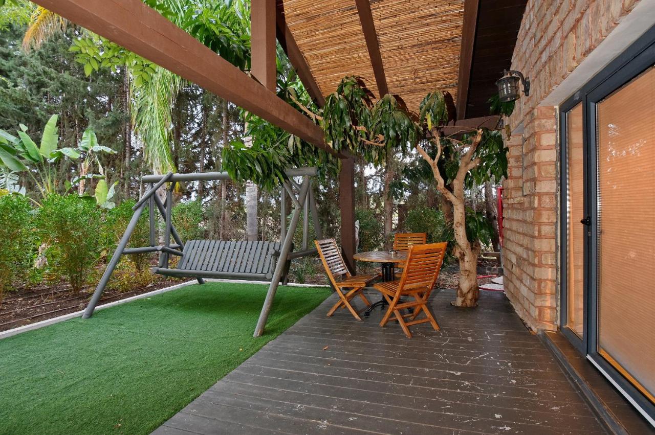 Halomot Naftali Hotel Sede Eli'ezer Exterior photo
