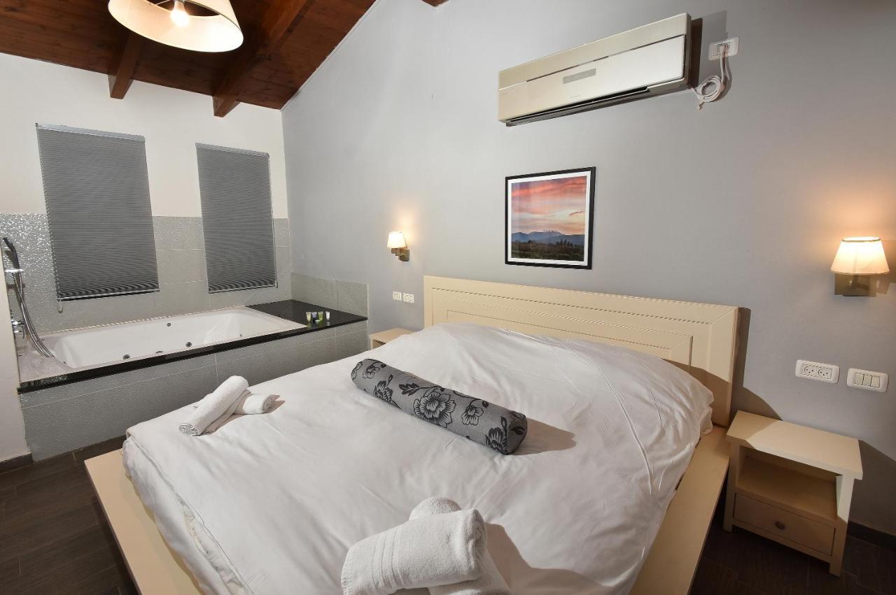 Halomot Naftali Hotel Sede Eli'ezer Exterior photo