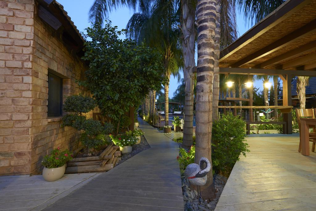 Halomot Naftali Hotel Sede Eli'ezer Exterior photo