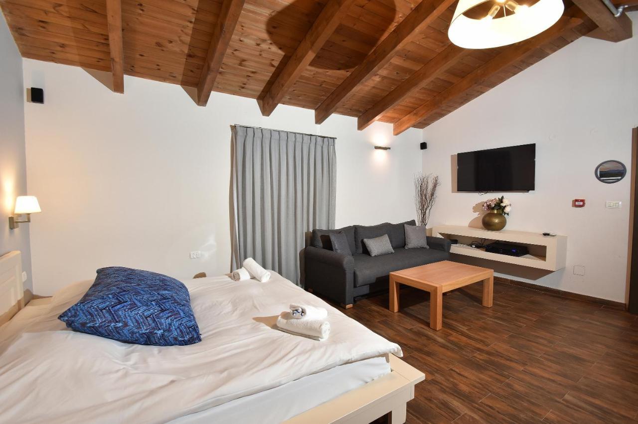 Halomot Naftali Hotel Sede Eli'ezer Exterior photo